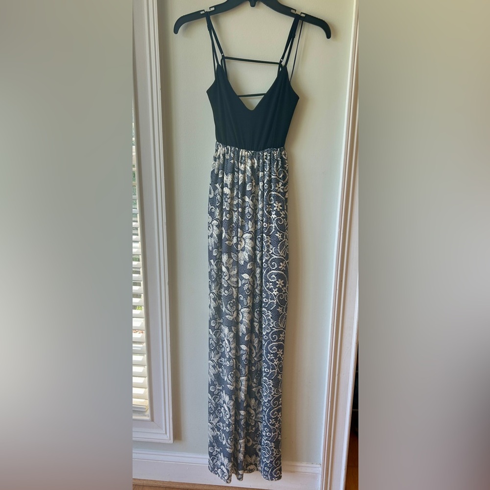 Beautiful summer maxi dress with open, low back